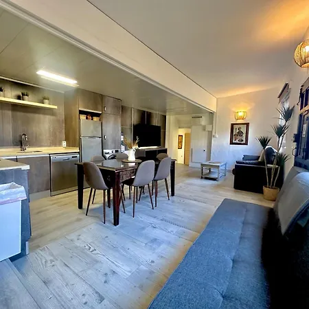 La Villa *